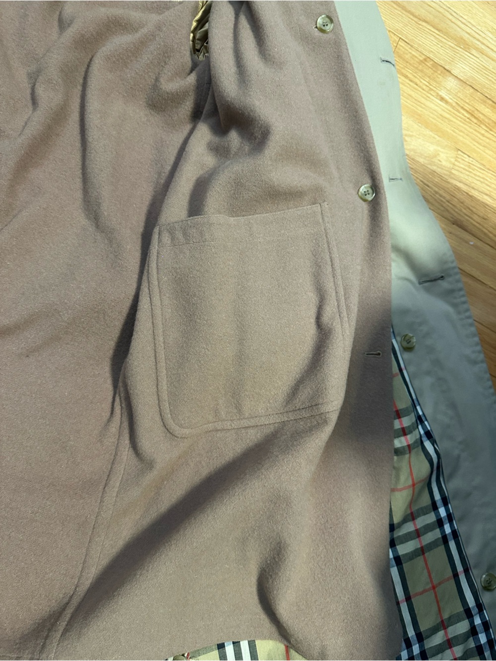 Burberry Rego Men’s Beige Trench Coat with Brown Collar Size 52 Regular - Picture 5 of 13